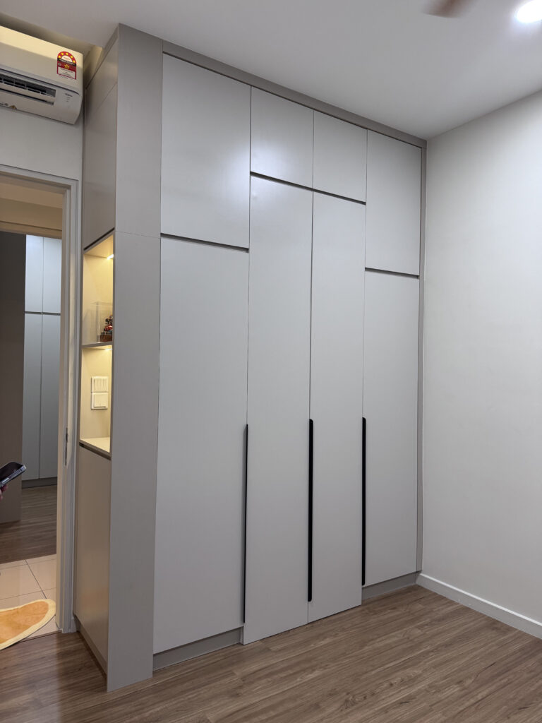 Bedroom wardrobe storage cabinet